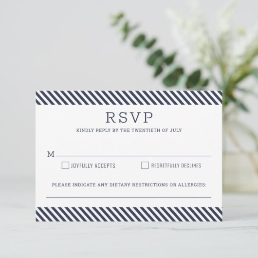 Nautical Striped Navy Blue Wedding Repcard RSVP Karte (Stehend Vorderseite)