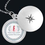 Nautical Wedding Personalisiertes Geschenk Medaillon<br><div class="desc">Moderne Nautical Wedding Design. Einfach zu personalisieren. Wenn Sie Fragen haben,  können Sie mich gerne kontaktieren. Ideal für Sommerhochzeiten. Matching Produkte finden Sie in der Sammlung Nautical Wedding. Sie sind herzlich eingeladen,  meinen Laden für schönere Produkte zu besuchen.</div>