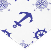 Nautical White Blue Segelmuster an der Küste Mittelgroßer Tischläufer (Ecke)