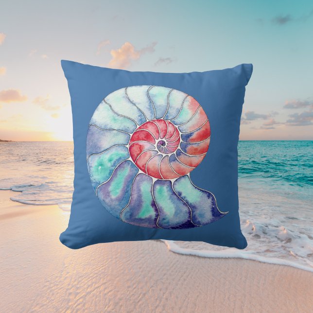 Nautilus Muschel in Coral Blue und Grau in Blue Kissen (Von Creator hochgeladen)