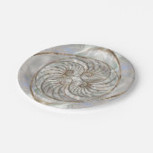 Nautilus-Muschel - Perlmutter und Goldmedaille Pappteller (Schrägansicht)