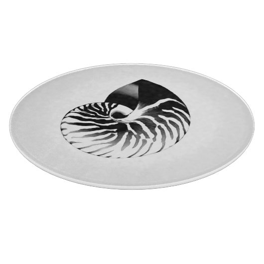 Nautilus-Muschel - schwarz, grau und weiß Schneidebrett (Ecke)