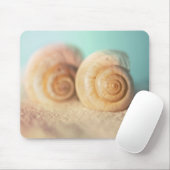 Nautilus-Muscheln auf Strand Mousepad (Mit Mouse)