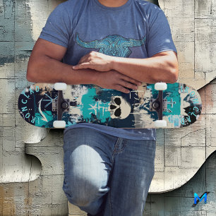 Nautische Graffiti-Inspiration mit Totenköpfen und Skateboard
