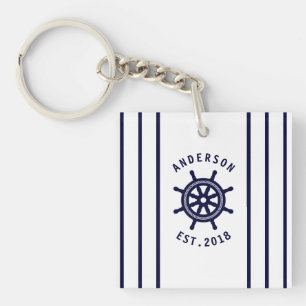 Nautische Räder und Navy Blue Striping Custom Schlüsselanhänger