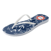 Nautisches Mongram Navy Blue Anchor Muster Badesandalen (Schrägansicht)