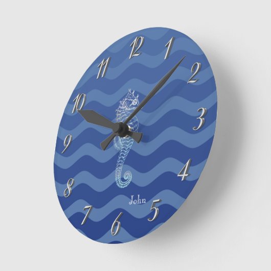 Nautisches Seepferd mit blauen Streifen Runde Wanduhr (Winkel)