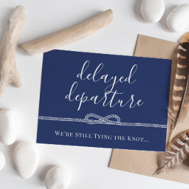 Nautisches Seil verbindet den Knoten auf der Hochz Ankündigungspostkarte