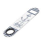 Nautisches Stripe-Brautparty Speed Flaschenöffner (Vorderseite Schrägansicht)