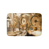 Navigationsmessgeräte und Instrumente auf Badematte (Vorderseite)