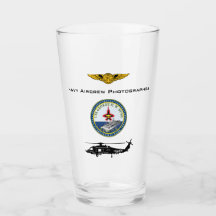 Navy Aircrew Fotograf USS G.H. Bush mit Helm 