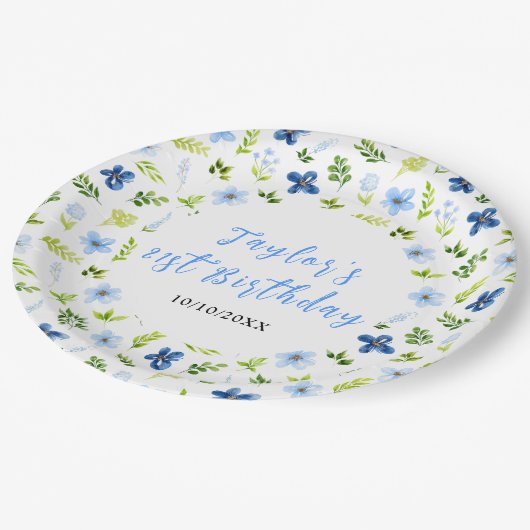 Navy and Baby Blue Floral Birthday Pappteller (Schrägansicht)