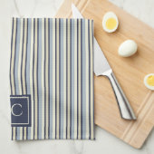 Navy And Cream Striped Pattern Monogrammed Geschirrtuch (Viertel Falte)