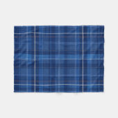 Navy and Royal Blue Plaid Pattern Fleecedecke (Vorderseite (Horizontal))