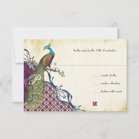 Navy & Berry Berry Elegant Damask Peacock Wedding RSVP Karte (Vorderseite)