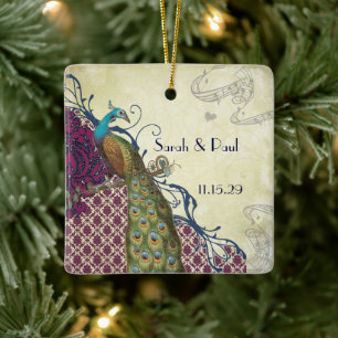 Navy & Berry Berry Elegante Damast Pfau Hochzeit Keramikornament
