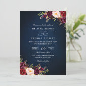 Navy Blau Burgunderrot Florales QR-Code Hochzeit Einladung (Stehend Vorderseite)