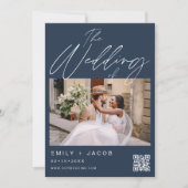 Navy Blau Die Hochzeit von zwei Foto QR-Code Einladung (Vorderseite)