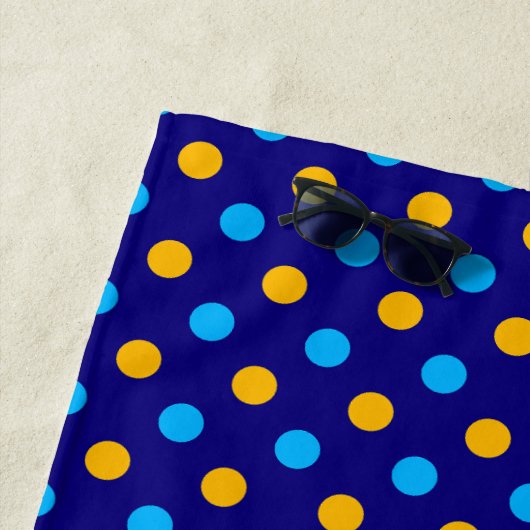 Navy Blau Gelb Cyan Punkte Design  Strandtuch (Beispiel)