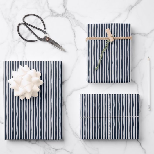 Navy Blau & Hellgraue unregelmäßige Streifen Geschenkpapier Set (Vorderseite)