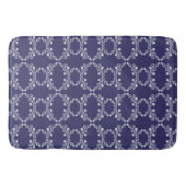 Navy Blau mit weißem geometrischem Muster Bath Mat Badematte (Vorderseite)