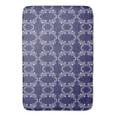 Navy Blau mit weißem geometrischem Muster Bath Mat Badematte (Vorderseite Vertikal)
