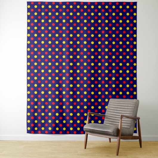 Navy Blau Rot Gelb Punkte Design Wandteppich (Beispiel)