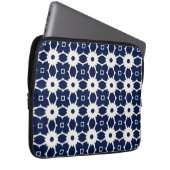 Navy Blau und Weiß Geometrische Blüten Laptopschutzhülle (Vorne Rechts)