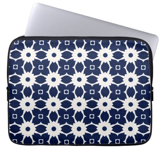 Navy Blau und Weiß Geometrische Blüten Laptopschutzhülle (Vorderseite)