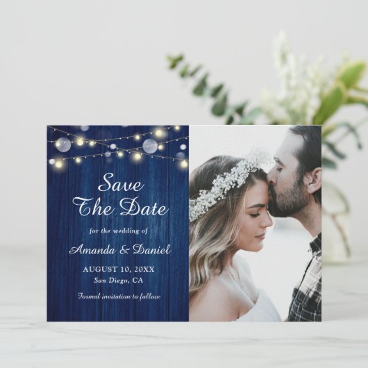 Navy blaue, rustikale Holzleuchten heiraten das Da Ankündigung (Stehend Vorderseite)