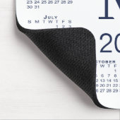Navy Blaues Monogramm 2027 Kalender Weiß Mousepad (Ecke)