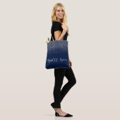 navy Blaues Silber Glitter Brautjungfer Tasche (Am Model)
