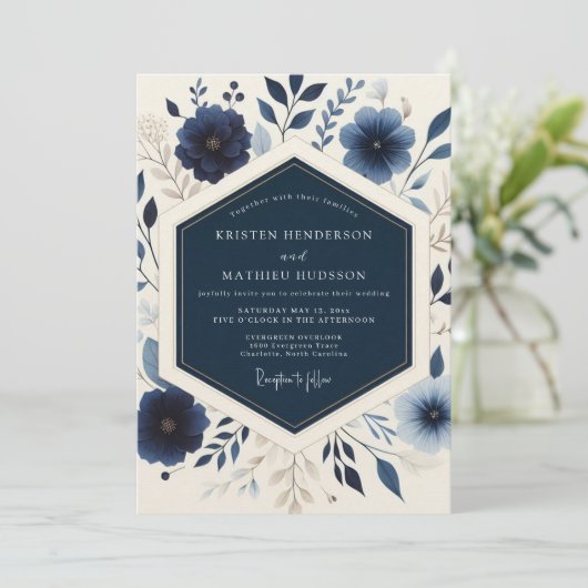 Navy Blooming Botanical Wedding Einladung (Stehend Vorderseite)