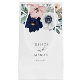 Navy Blooms Hotel Wedding Gift Bag Kleine Geschenktüte