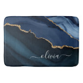 Navy Blue Agate Geode Gold Monogram Badematte (Vorderseite)