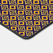 Navy Blue and Gold Diamond Pattern Schreibtischunterlage (Ecke)
