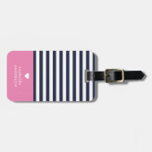 Navy Blue and Pink Chic Stripes Heftmonogramm Gepäckanhänger (Vorderseite horizontal)