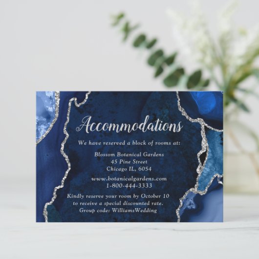 Navy Blue and Silver Agate Wedding Accommodations Begleitkarte (Stehend Vorderseite)