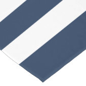 Navy Blue and White Stripes Muster Kurzer Tischläufer (Ecke)