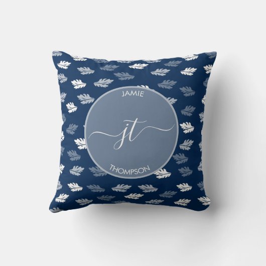 Navy Blue Antique Blätter Muster Monogram Kissen (Rückseite)