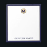 Navy Blue Brushed Gold Monogram Notepad Notizblock<br><div class="desc">Mit diesem luxuriösen, personalisierten Notizblock mit einem prägnanten, metallisch geprägten Monogramm, das ganz oben beginnt, und dem Namen in klassischer Typografie ganz unten, elegant gerahmt in marineblau. Dieses Notizblock ist ideal zum Zusammentragen von Ideen, Notizen oder Listen. Es ist ein tolles Geschenk für sich selbst oder jemanden, der etwas Besonderes...</div>