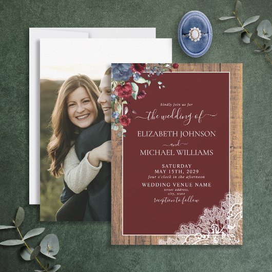 Navy Blue Burgundy Wood Script Foto Wedding Einladung