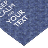 Navy Blue Camouflage Behalte Ruhe und Ihren Text Tischdecke (Schrägansicht)