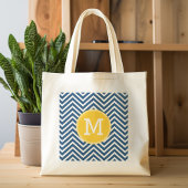 Navy Blue Chevrons mit Custom Yellow Monogram Tragetasche