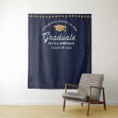 Navy Blue Class Of 2026 Graduation Backdrop Wandteppich (Beispiel)