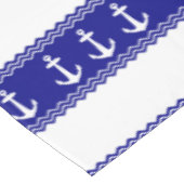 Navy Blue Coastal Muster Anker Tischdecke (Schrägansicht)