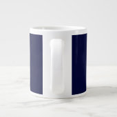 Navy Blue Color Schlicht Moderne Namenskalligraphi Jumbo-Tasse (Rückseite)