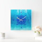Navy Blue Compass Rose Quadratische Wanduhr (Zuhause)