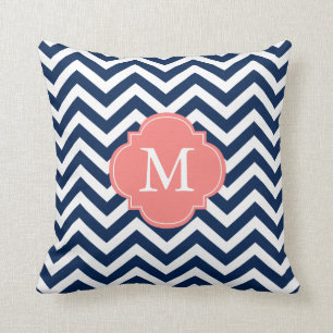 Navy Blue Coral Zigzag Muster Monogram Kissen