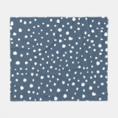 Navy Blue Dalmatian Spots, Dalmatian Dots, Dotted Fleecedecke (Vorderseite (Horizontal))